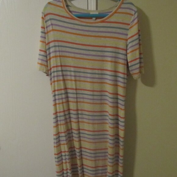 Large LuLaRoe Julia Dress - Picture 1 of 3